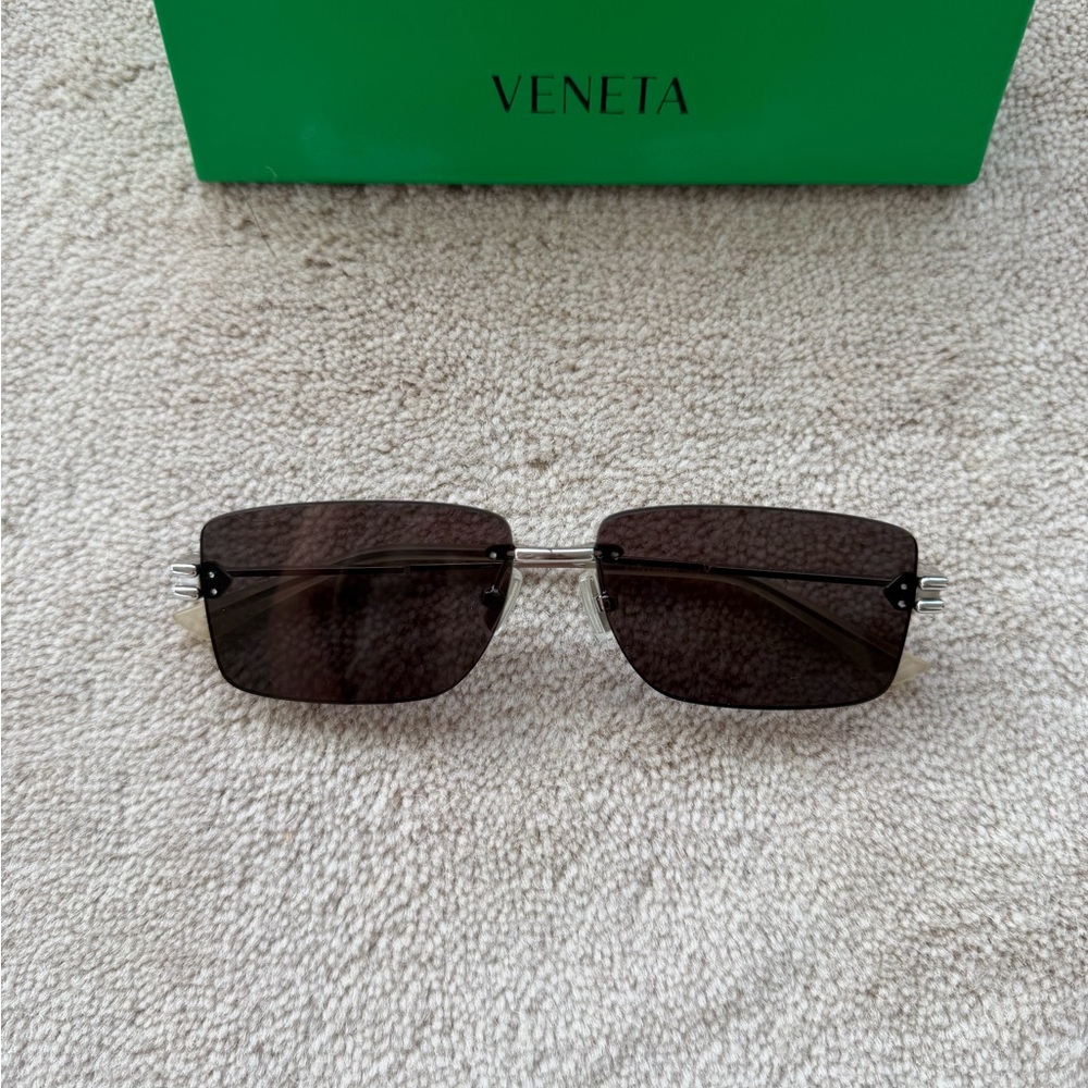 Bottega Veneta Sunglasses